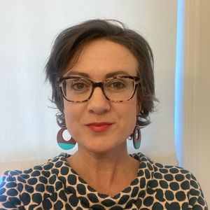 Meet your Posher, Angela